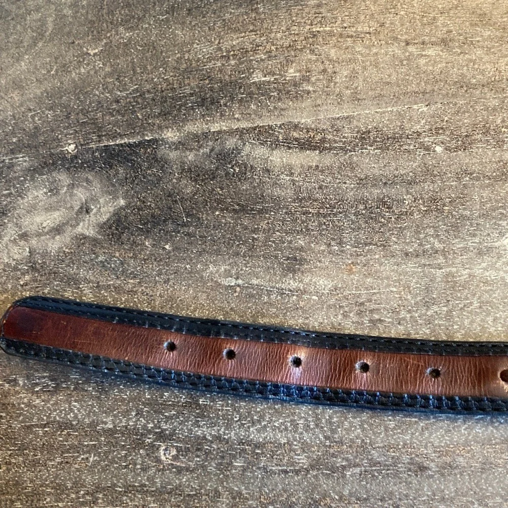 Men's Black Brown Leather Belt‎ Brass Tone Buckle Size 44 Classic Timeless